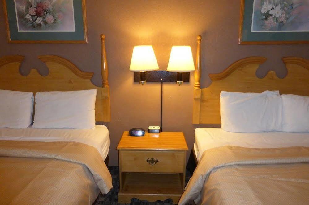 Econo Lodge Cave City Exterior foto